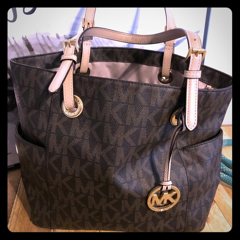 MK purse!
